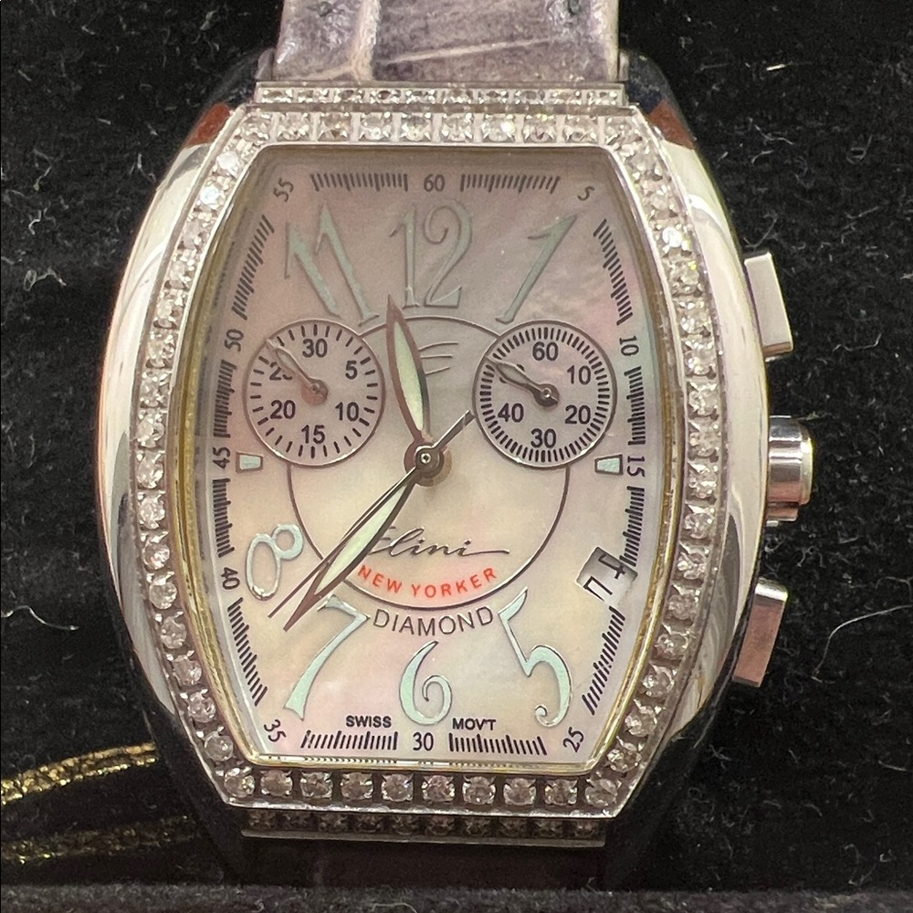 ELINI  New Yorker Women's Silver Diamond Bracelet Watch